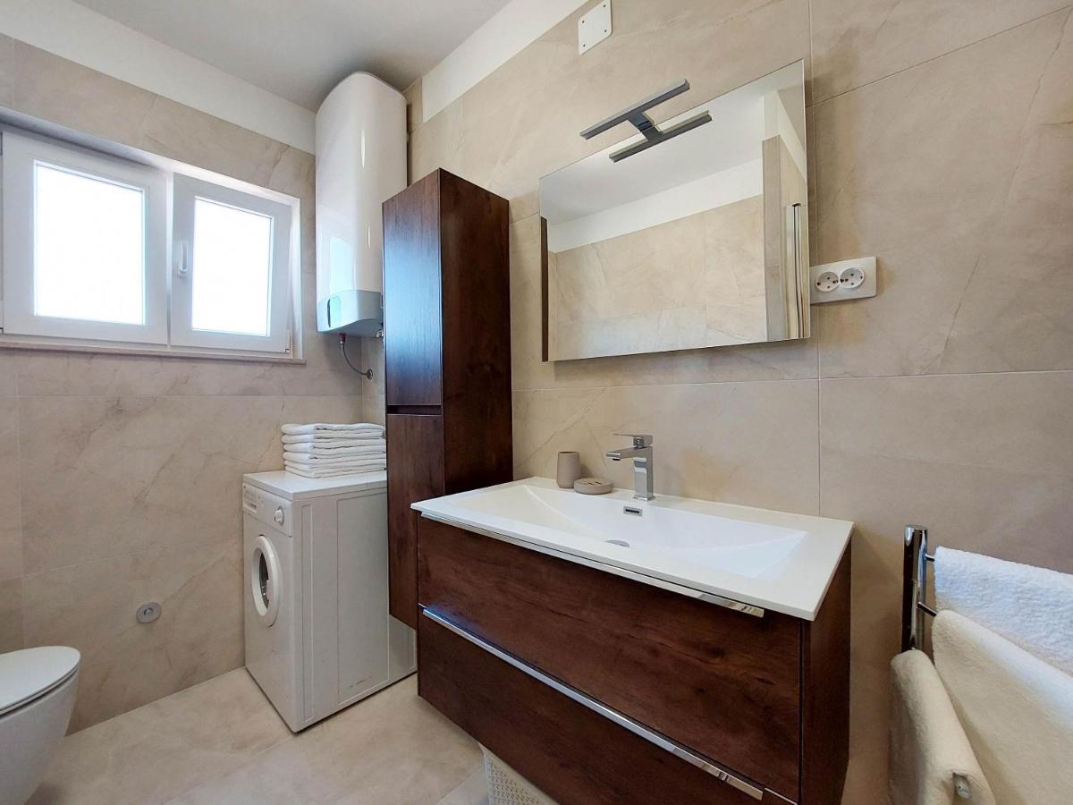 פונאנט Apartment Neda מראה חיצוני תמונה