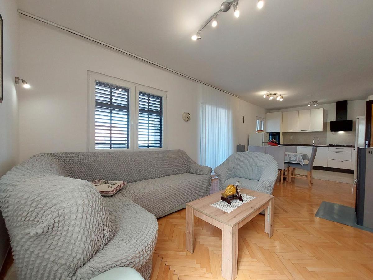 פונאנט Apartment Neda מראה חיצוני תמונה